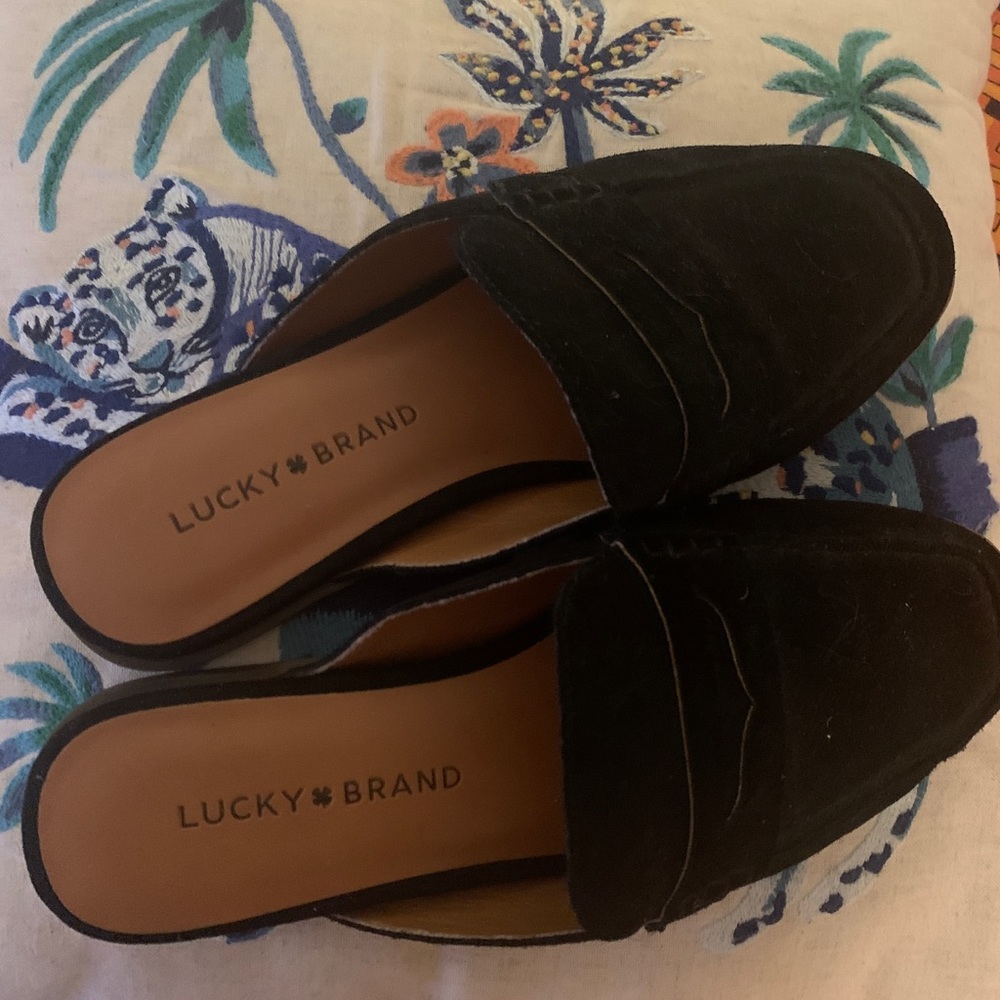 Mules lucky brand